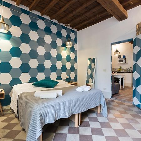 F6 - Santa Croce One Bedroom Flat For 2 Or 3 Guests フィレンツェ エクステリア 写真