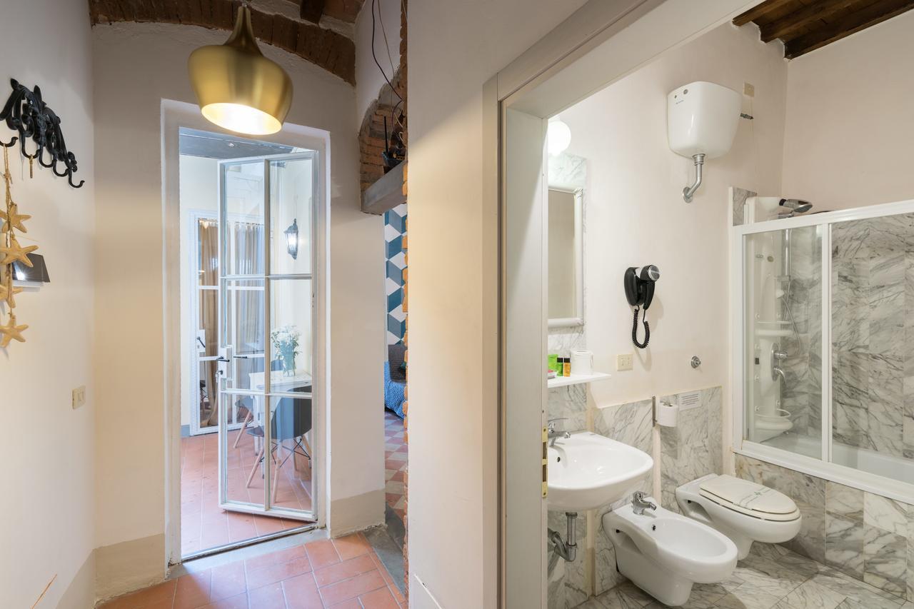 F6 - Santa Croce One Bedroom Flat For 2 Or 3 Guests フィレンツェ エクステリア 写真